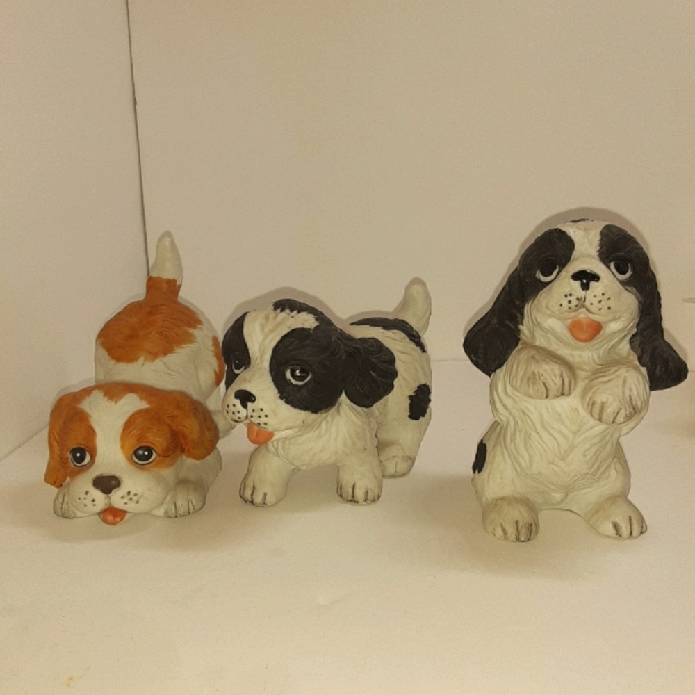 Homco set of 3 Dog Puppy Statues